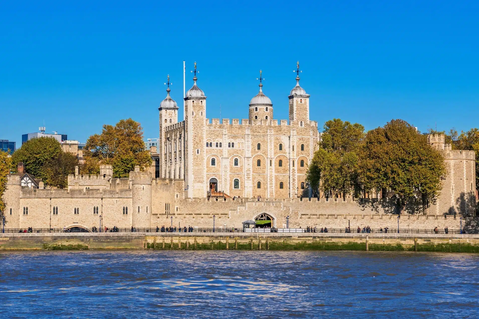 Tower of London and Thames River Cruise
