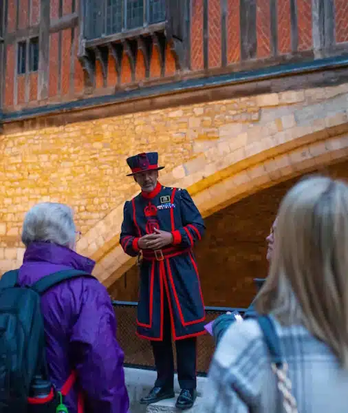 ロンドン塔ナイトツアー